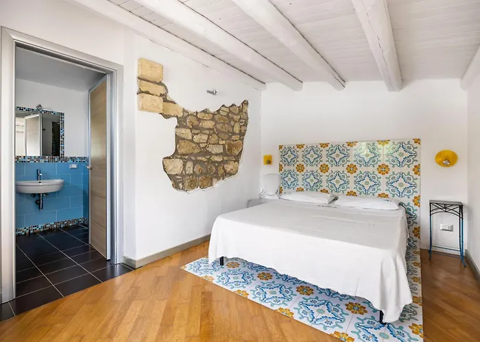 Celeste كاستيلاّماري ديل غو